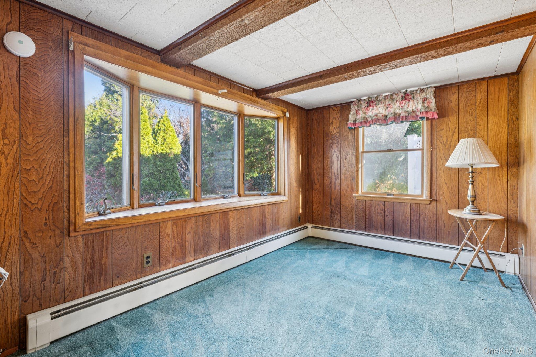 6 Silver Avenue, Huntington Station, NY 11746