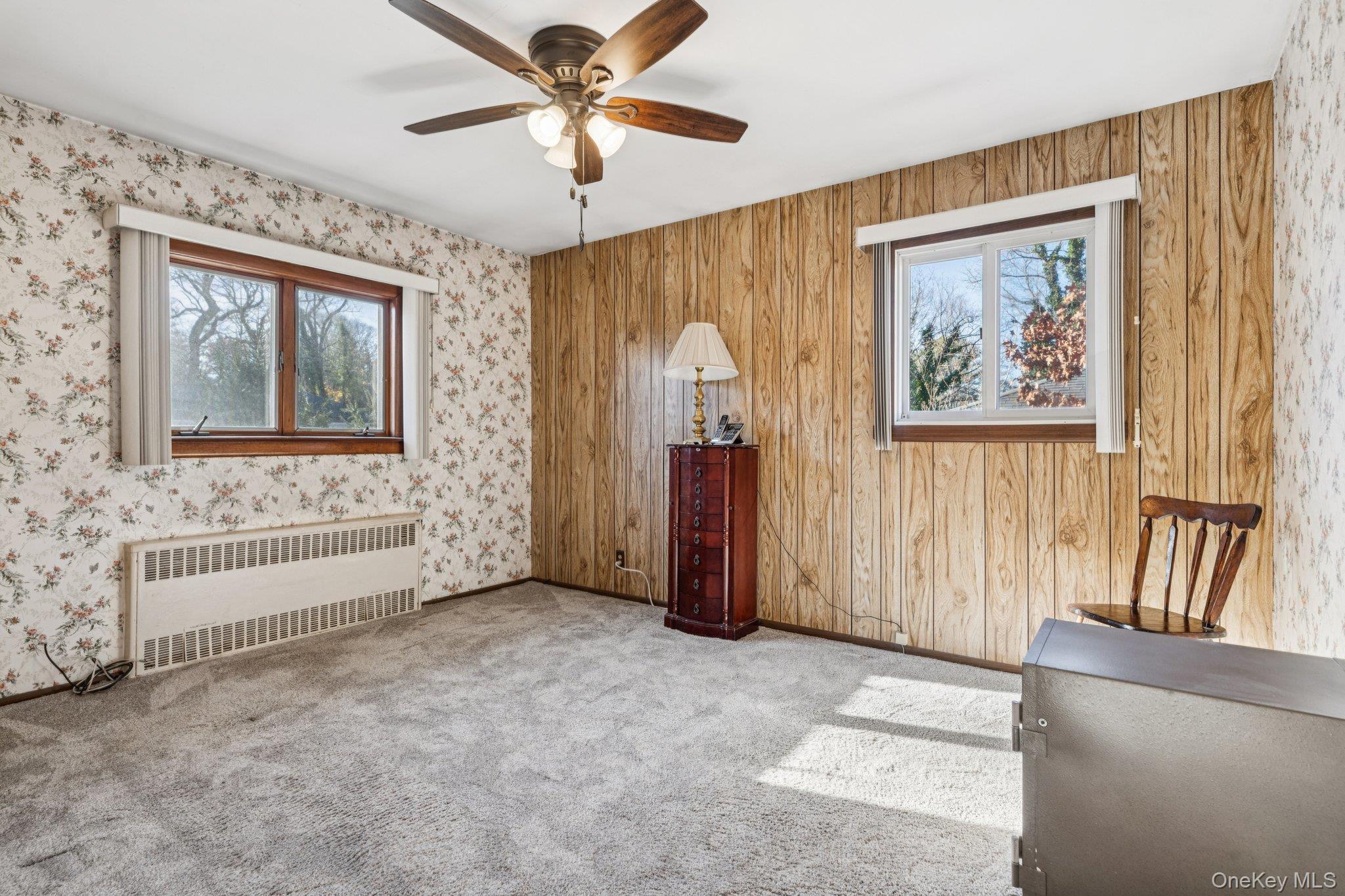 6 Silver Avenue, Huntington Station, NY 11746