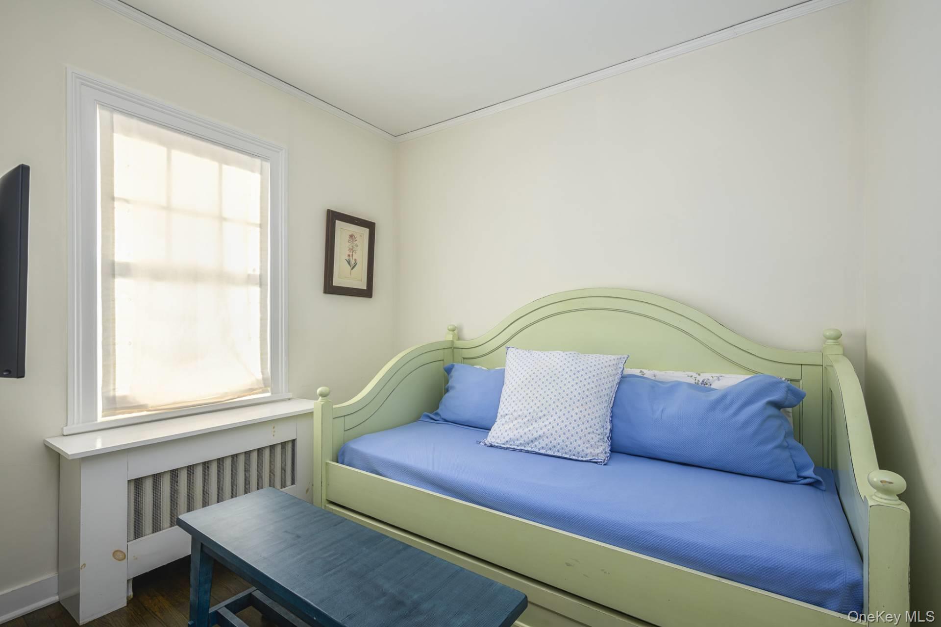 62 Jennings Avenue, Southampton, NY 11968