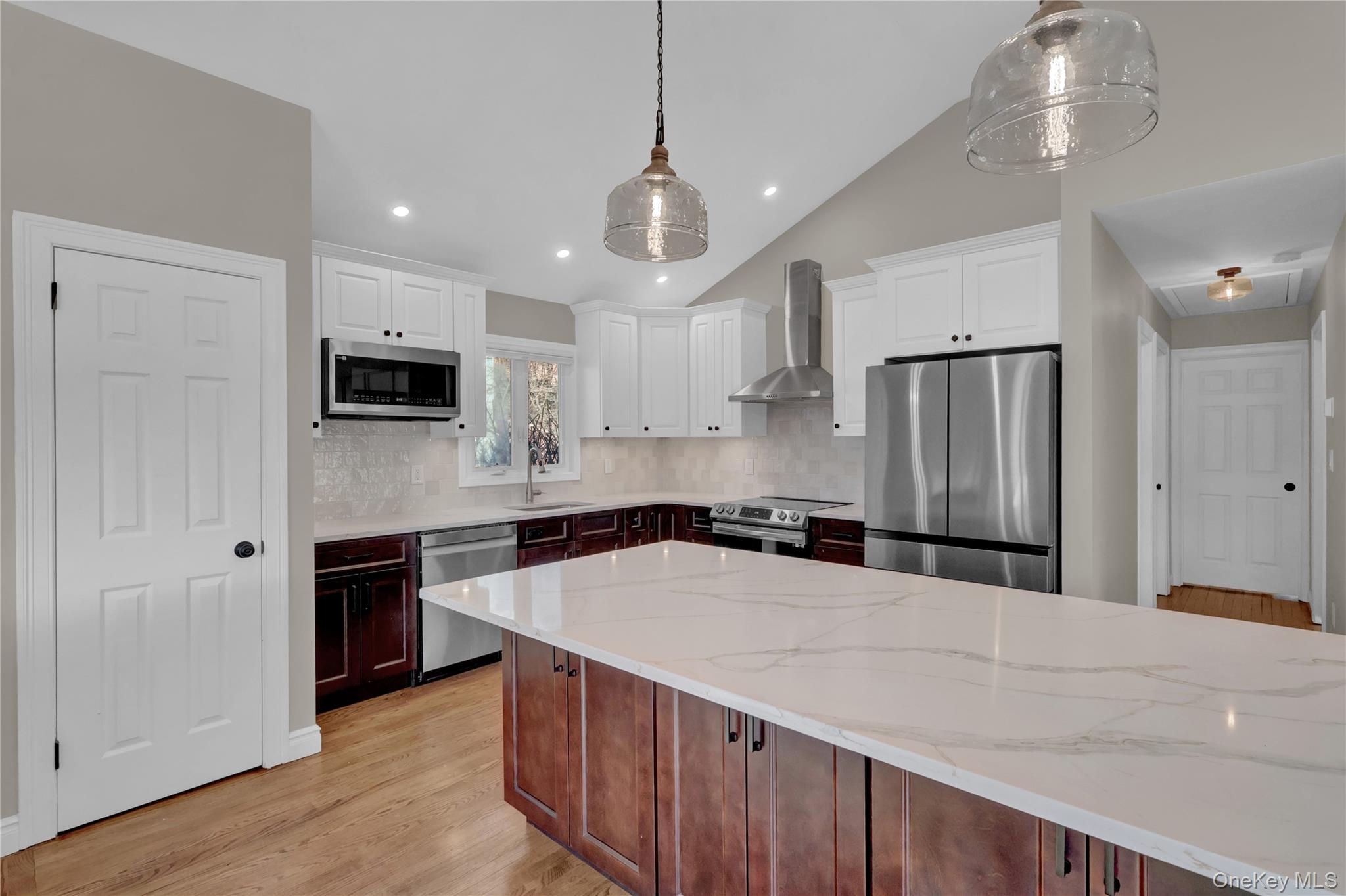 171 School Street, Oyster Bay, NY 11771