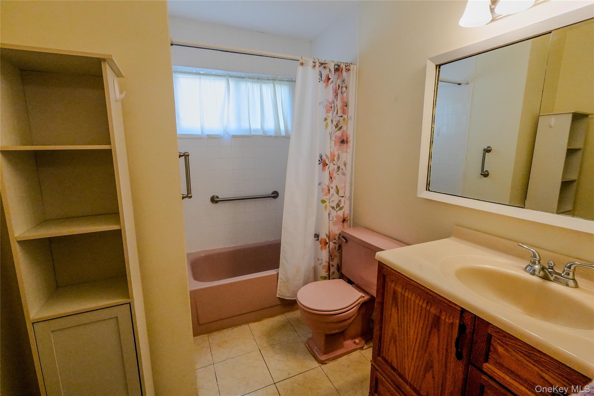 170 Sugarwood Lane, Central Islip, NY 11722