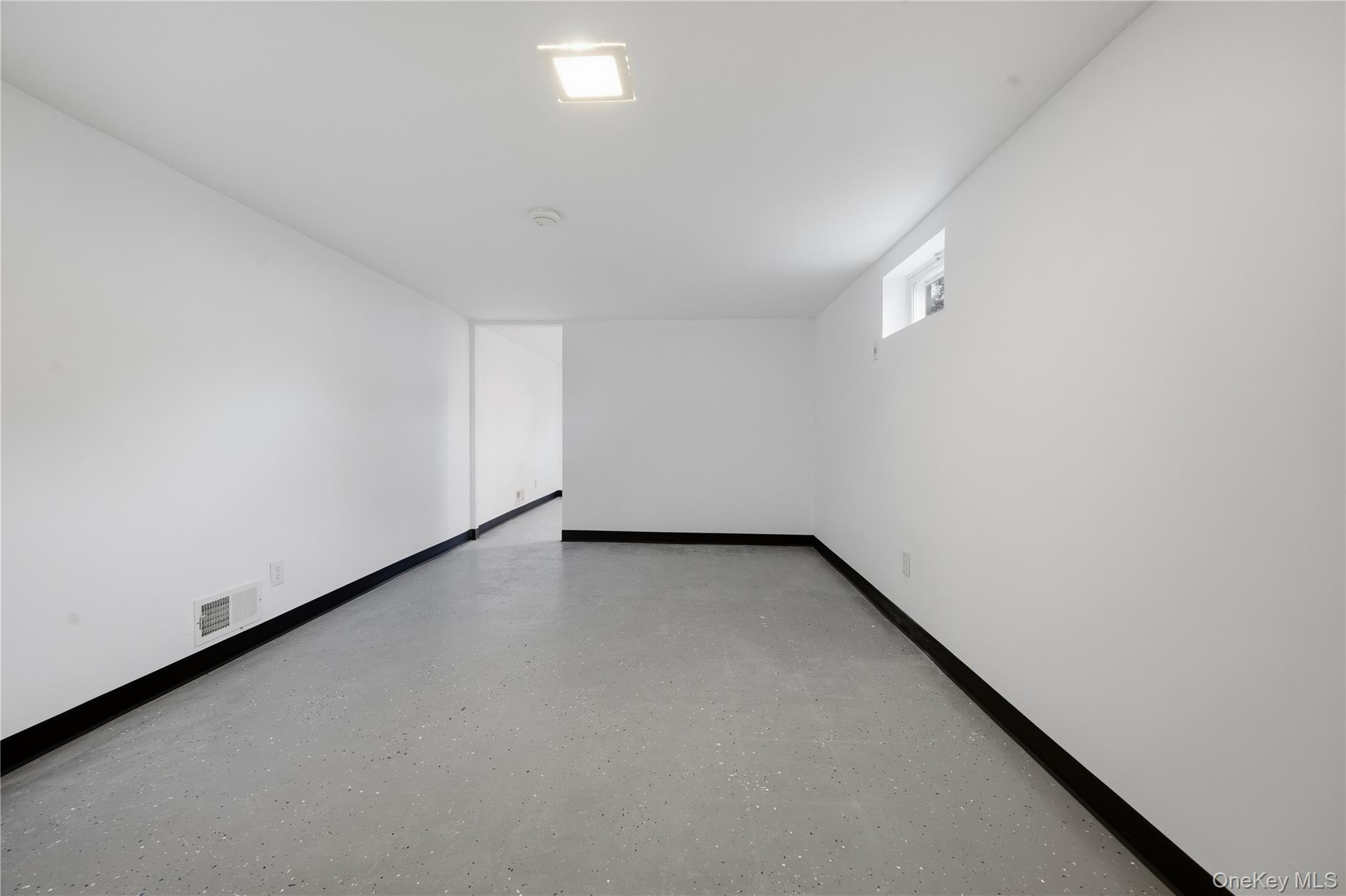 26 Wilshire Drive, North Babylon, NY 11703