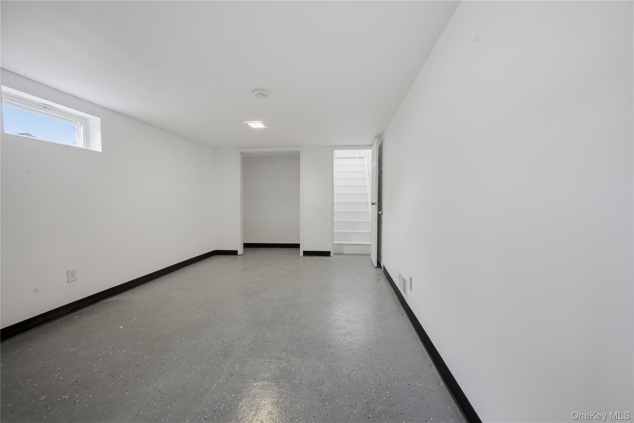 26 Wilshire Drive, North Babylon, NY 11703