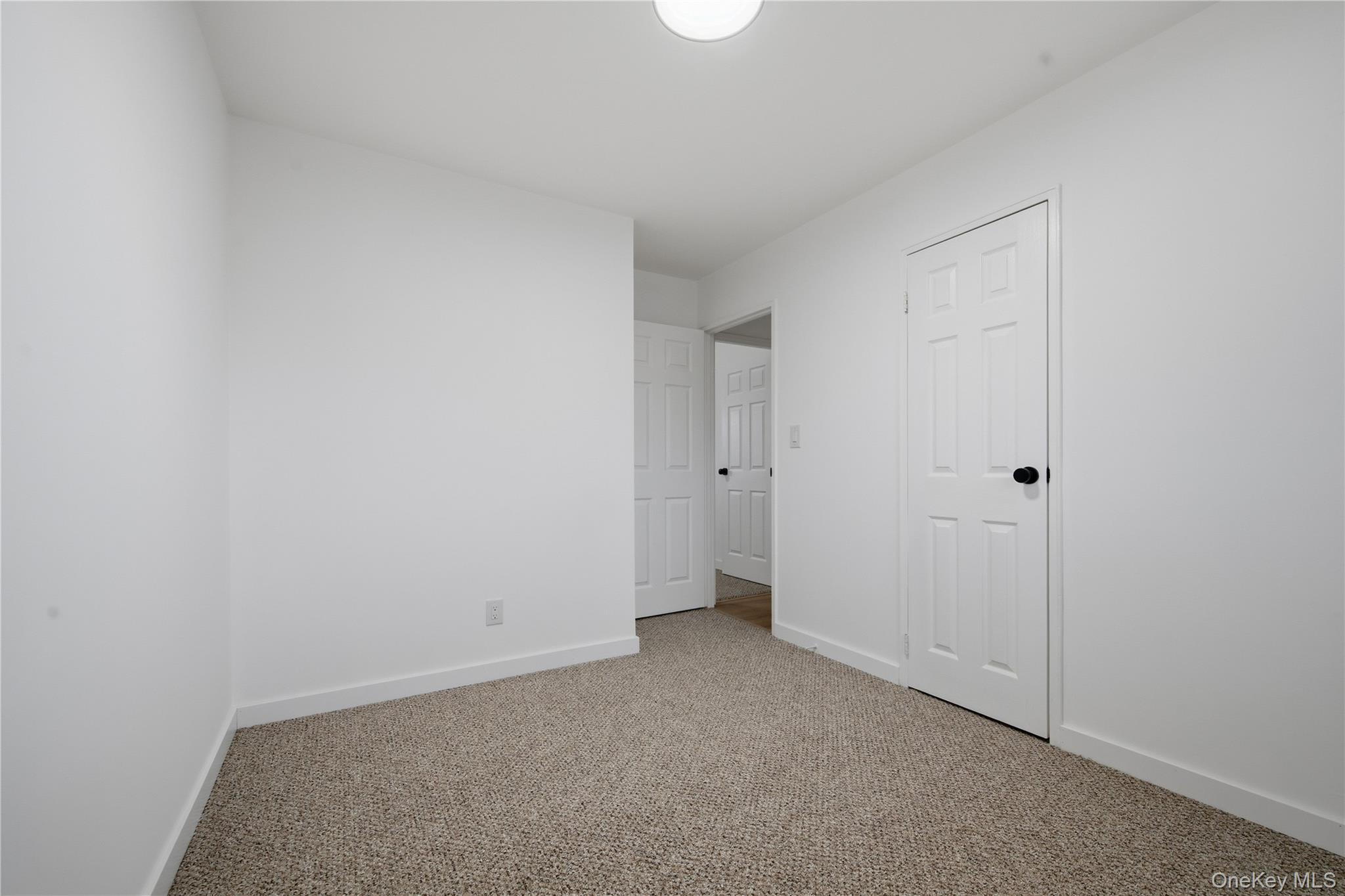 26 Wilshire Drive, North Babylon, NY 11703