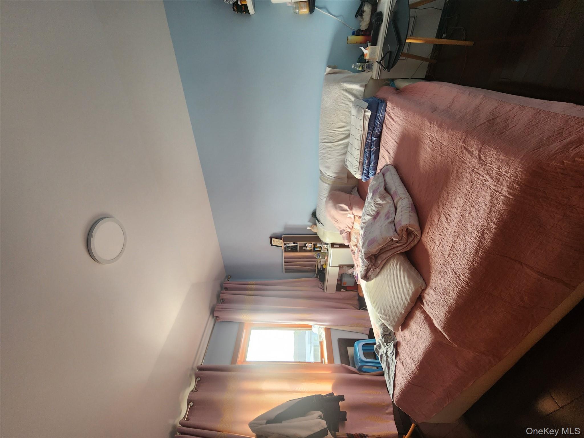 13910 14th Avenue, Whitestone, NY 11357