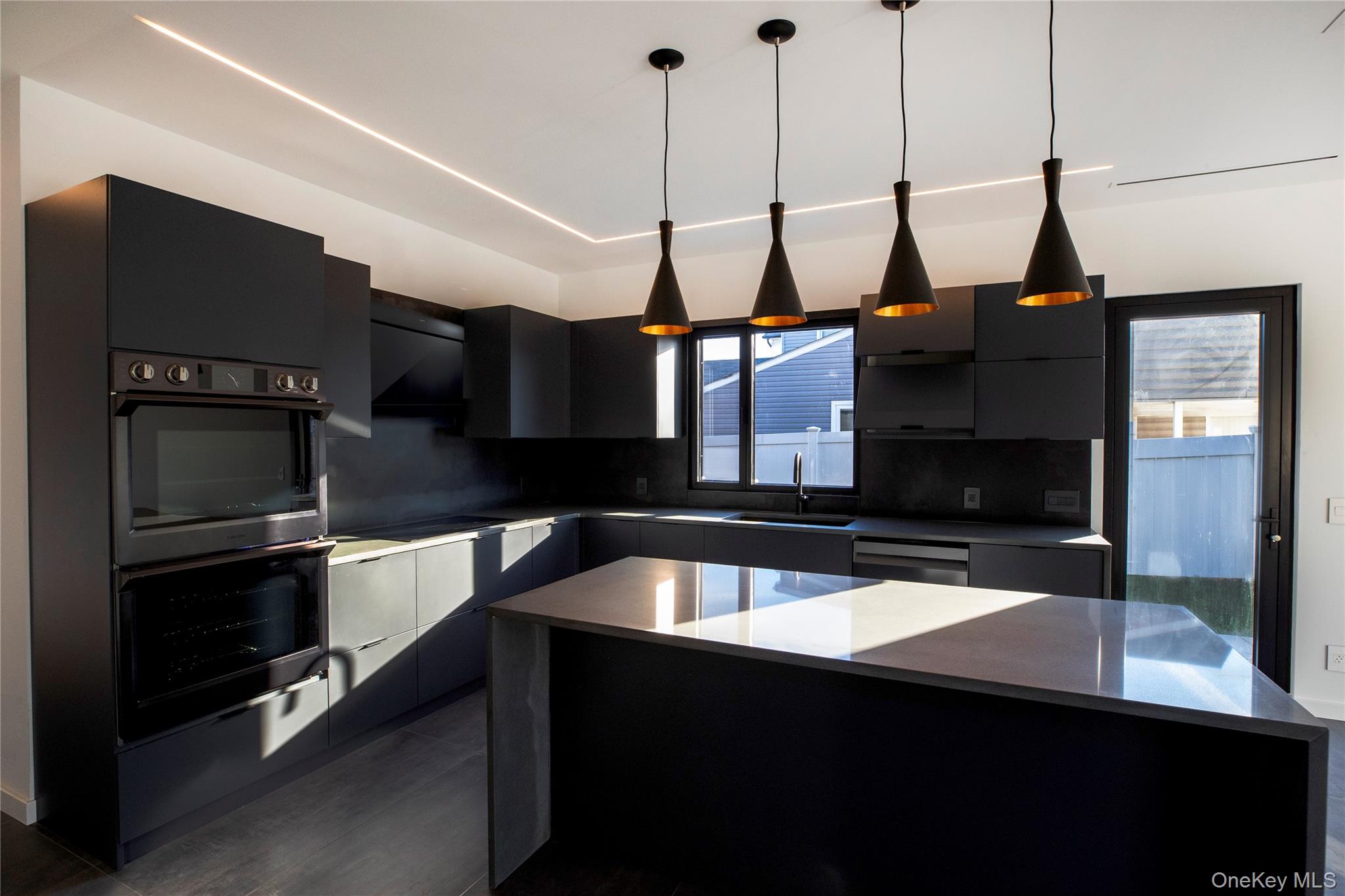 1 Short Lane, Levittown, NY 11756