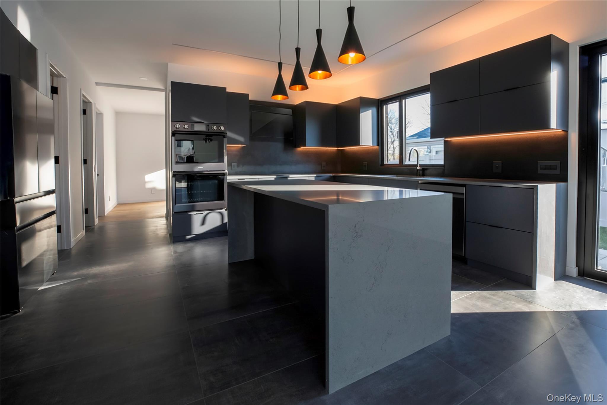 1 Short Lane, Levittown, NY 11756