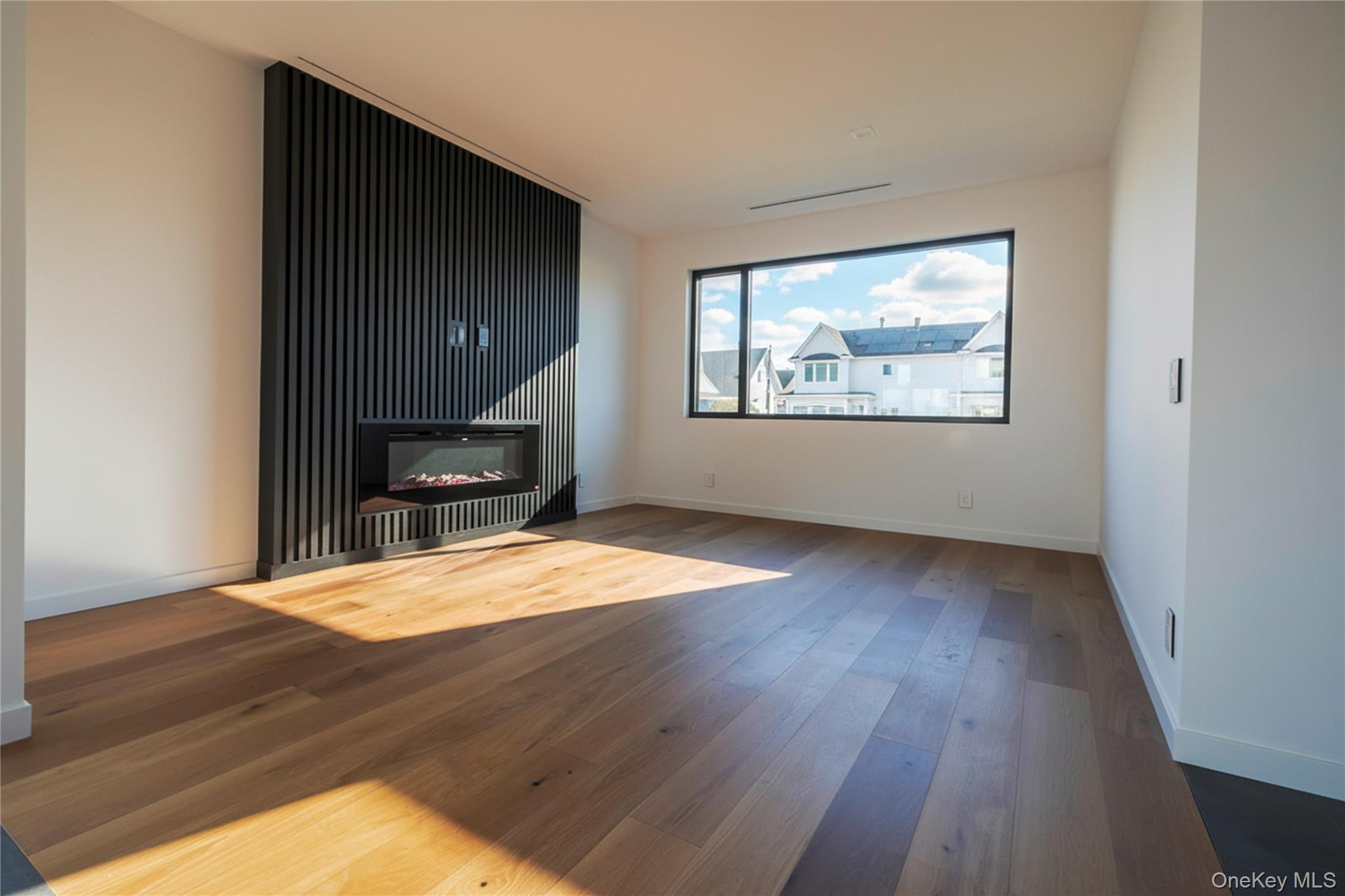 1 Short Lane, Levittown, NY 11756