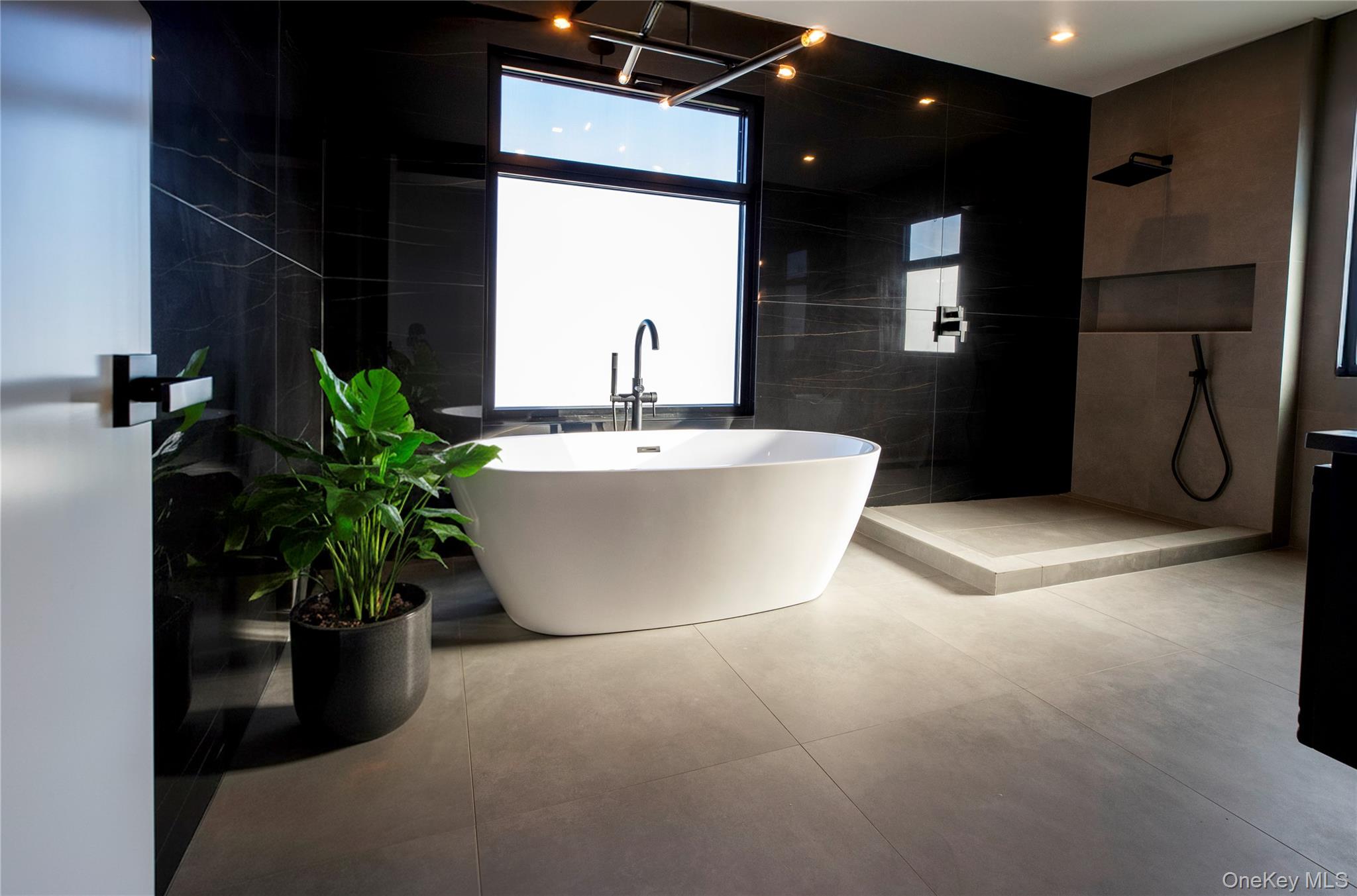 1 Short Lane, Levittown, NY 11756