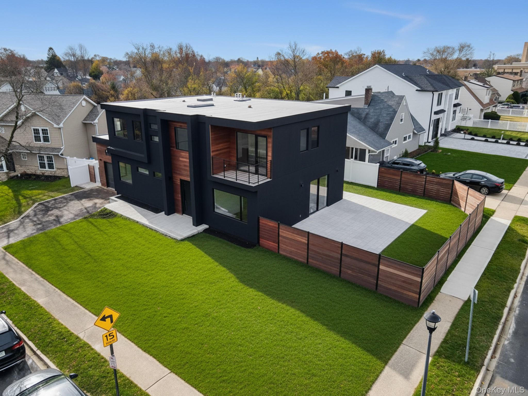 1 Short Lane, Levittown, NY 11756