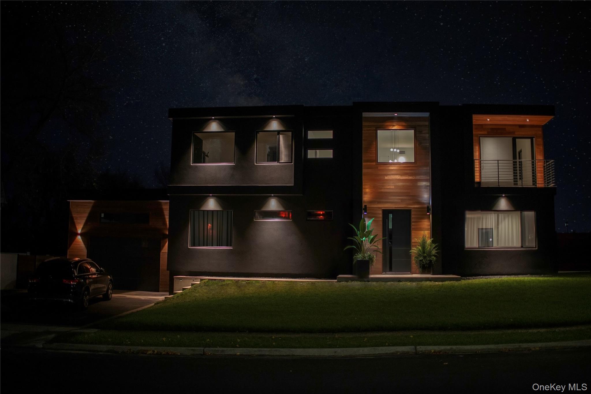 1 Short Lane, Levittown, NY 11756