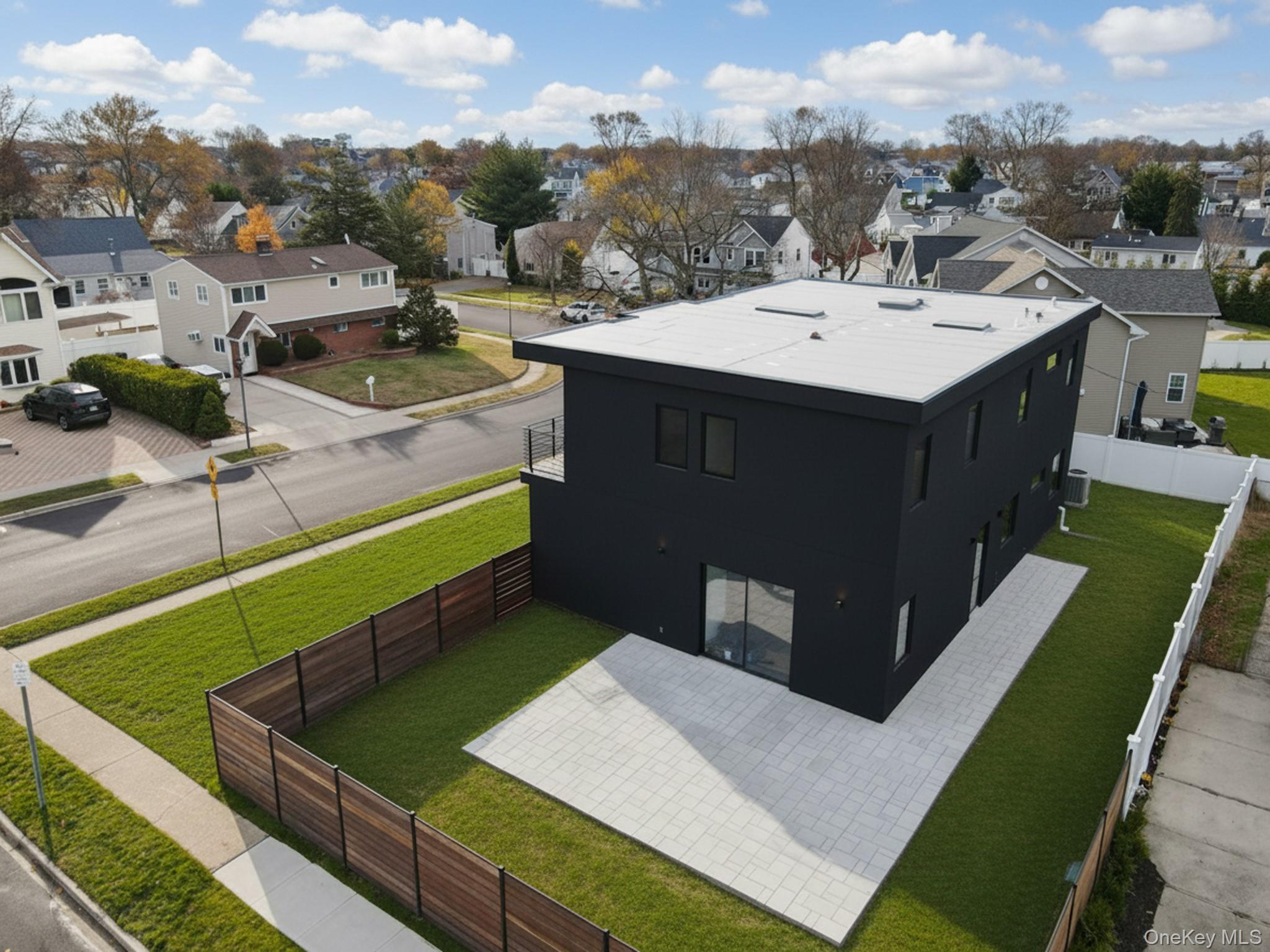 1 Short Lane, Levittown, NY 11756