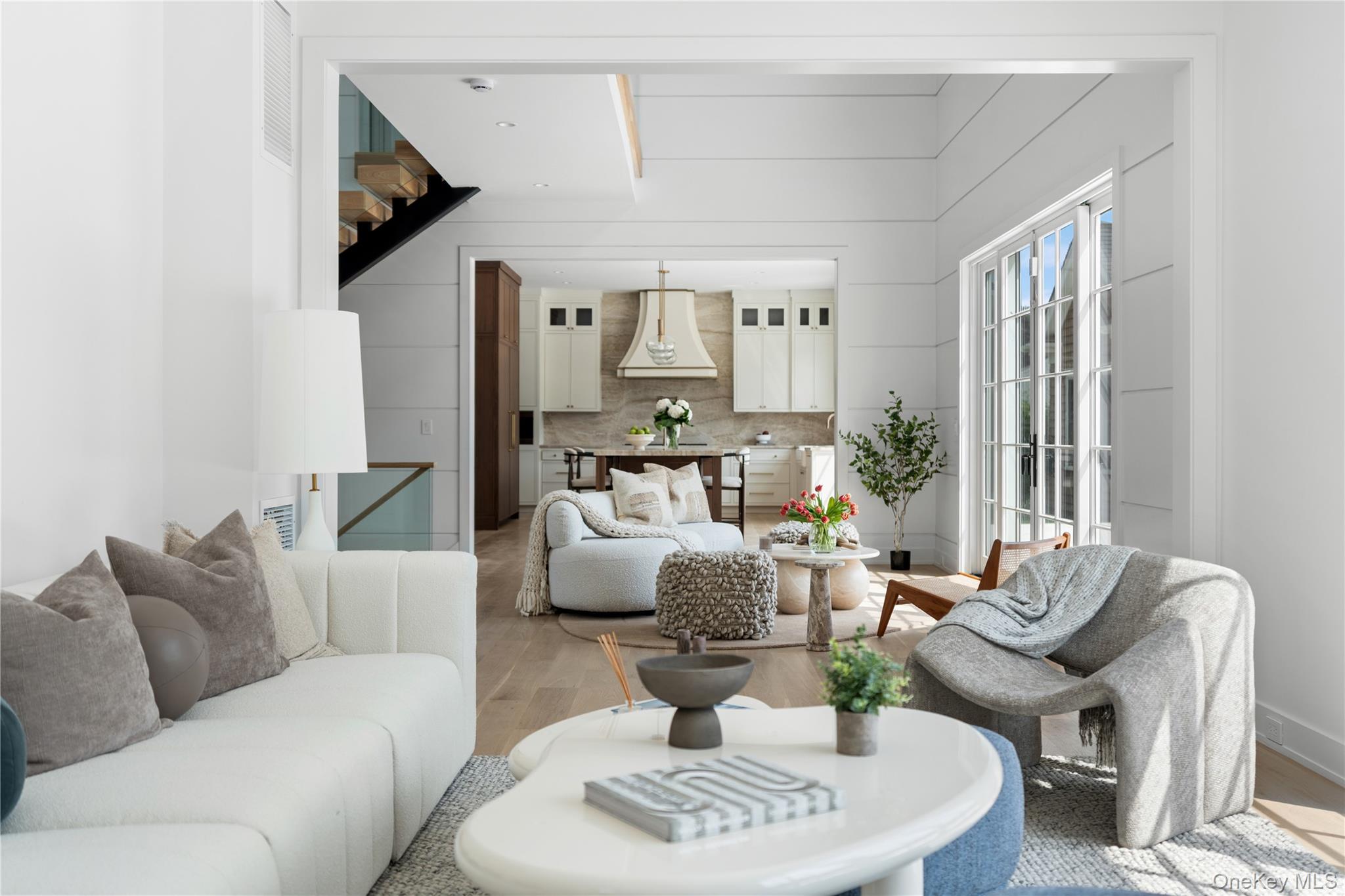 100 Narrow Lane, Southampton, NY 11968