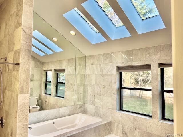 5 Carman Court, Dix Hills, NY 11746