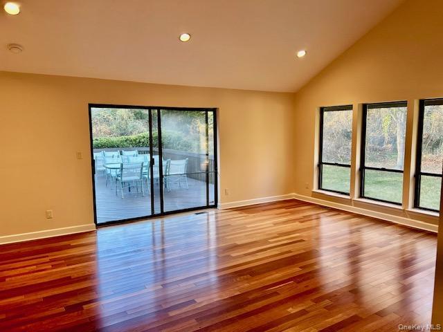 5 Carman Court, Dix Hills, NY 11746