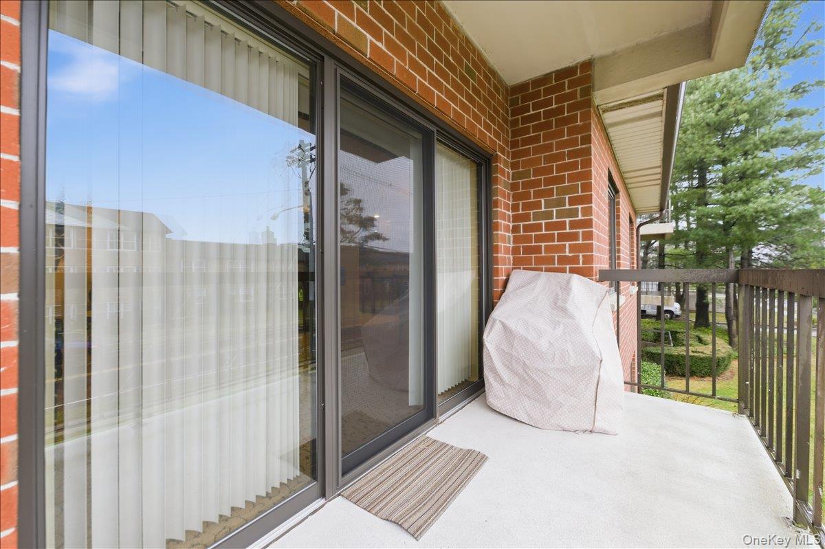 99 S Park Avenue # 224, Rockville Centre, NY 11570