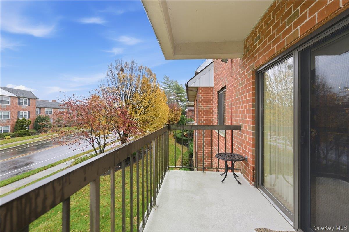 99 S Park Avenue # 224, Rockville Centre, NY 11570