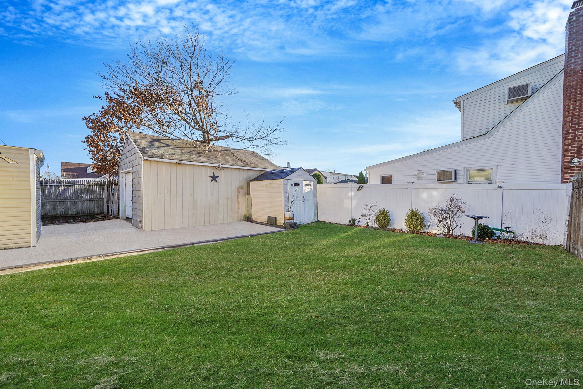 897 Washington Avenue, Westbury, NY 11590