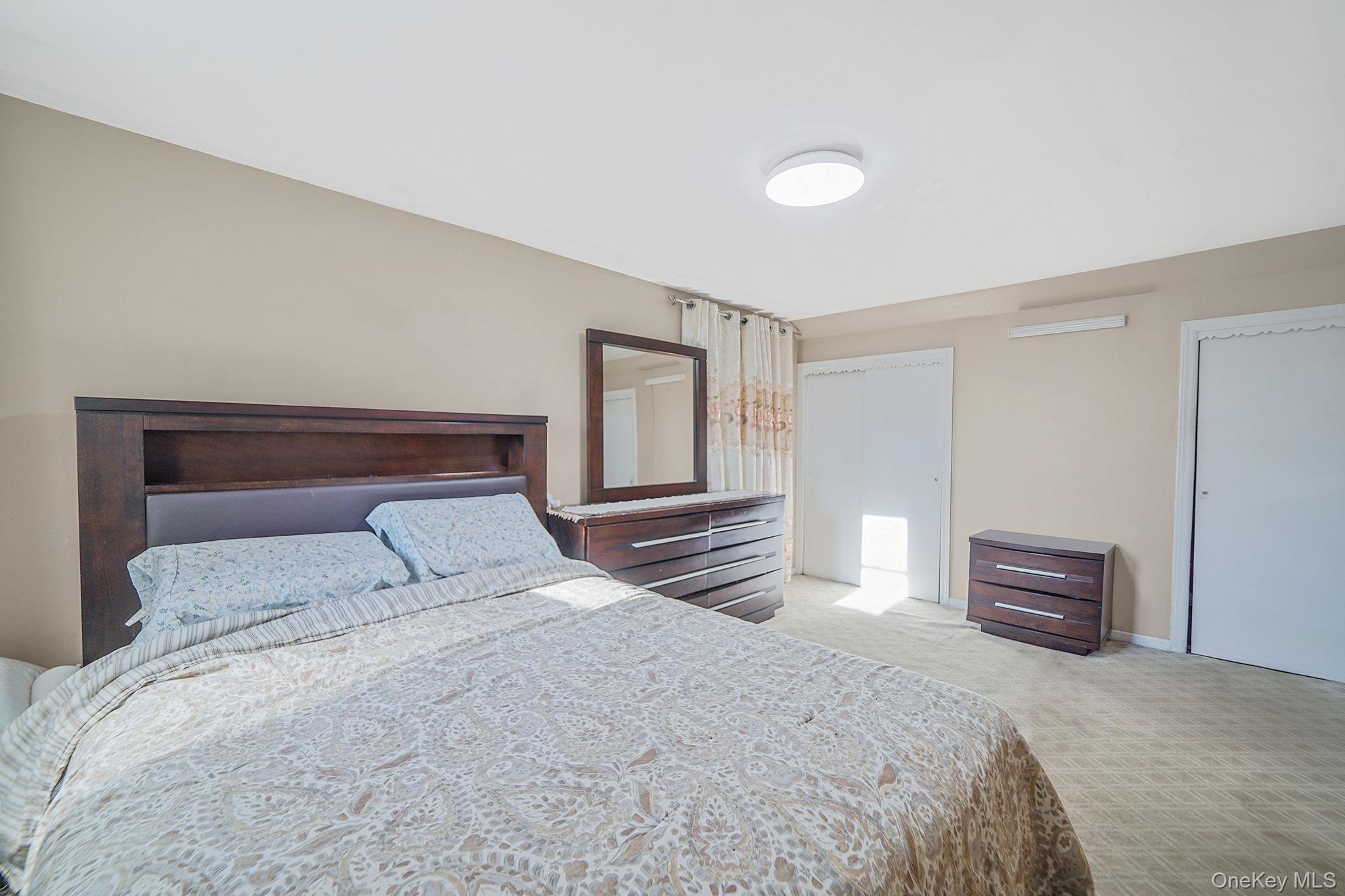 897 Washington Avenue, Westbury, NY 11590