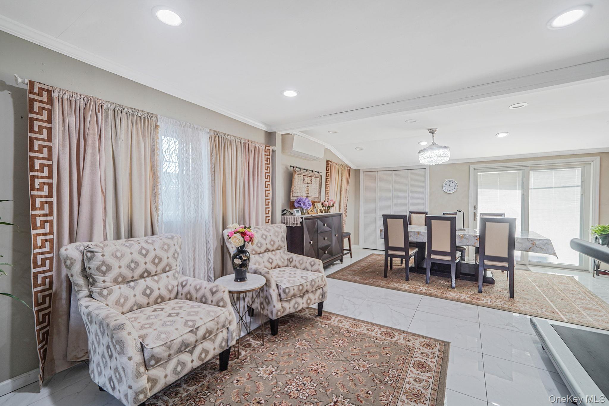 897 Washington Avenue, Westbury, NY 11590