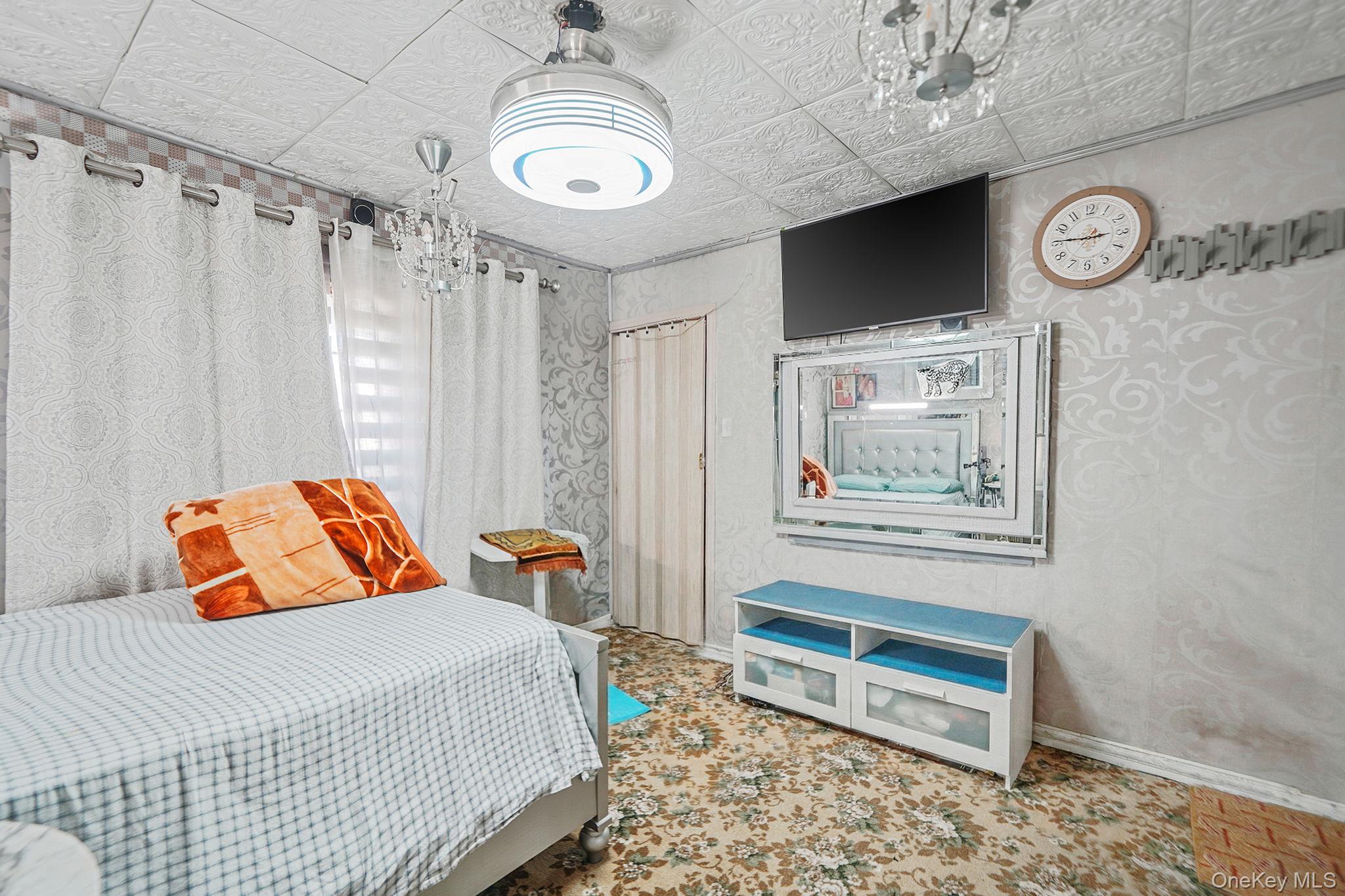 897 Washington Avenue, Westbury, NY 11590