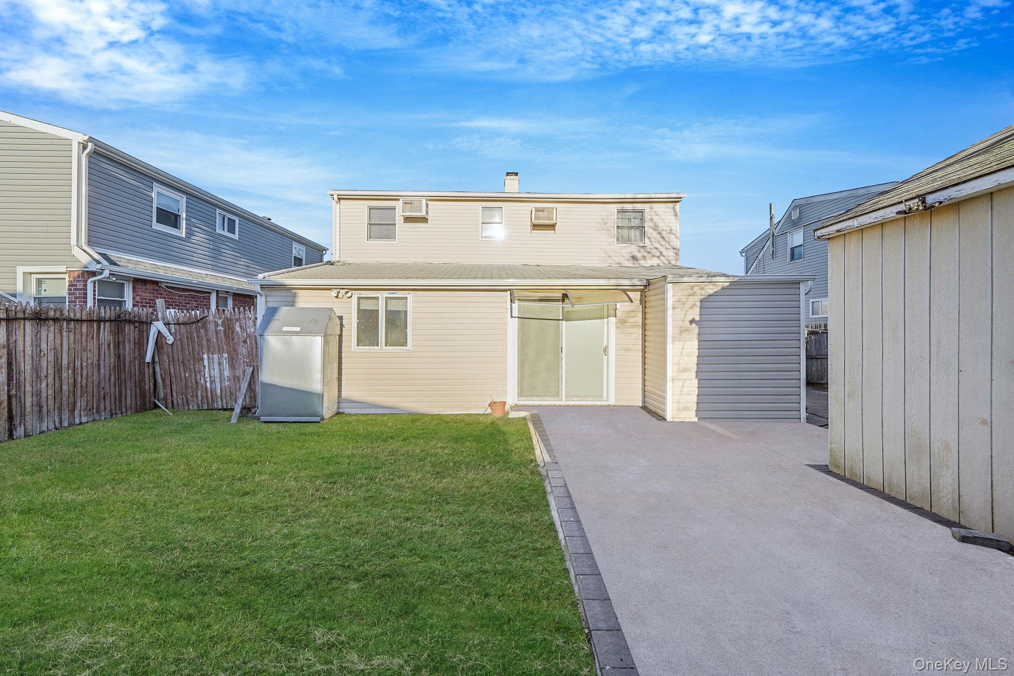 897 Washington Avenue, Westbury, NY 11590