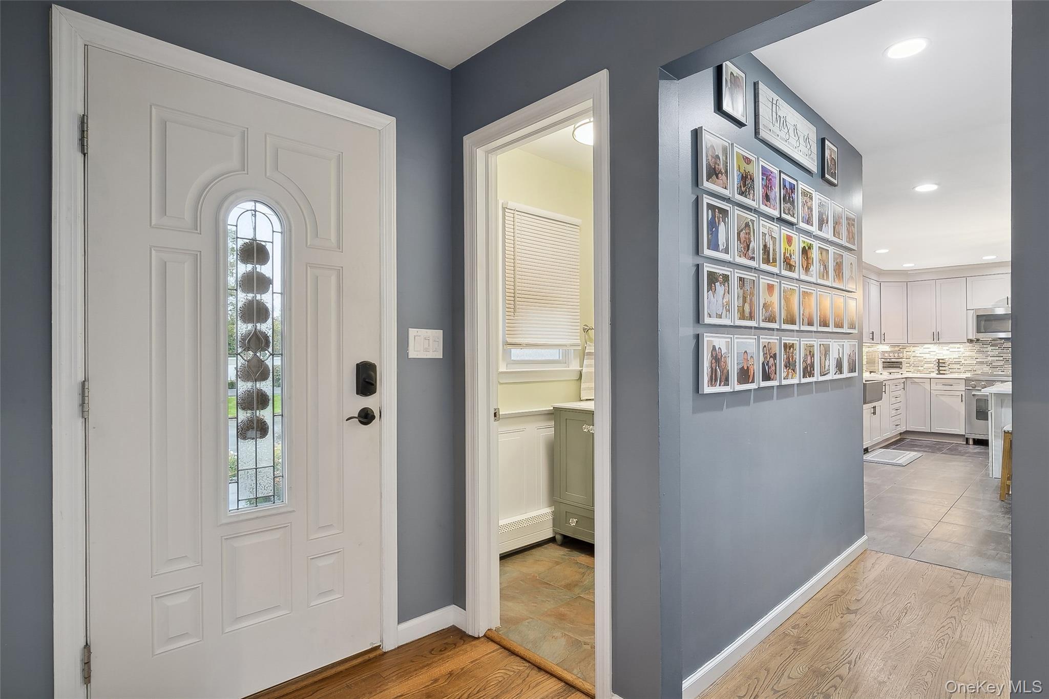 241 N Hamilton Avenue, Lindenhurst, NY 11757