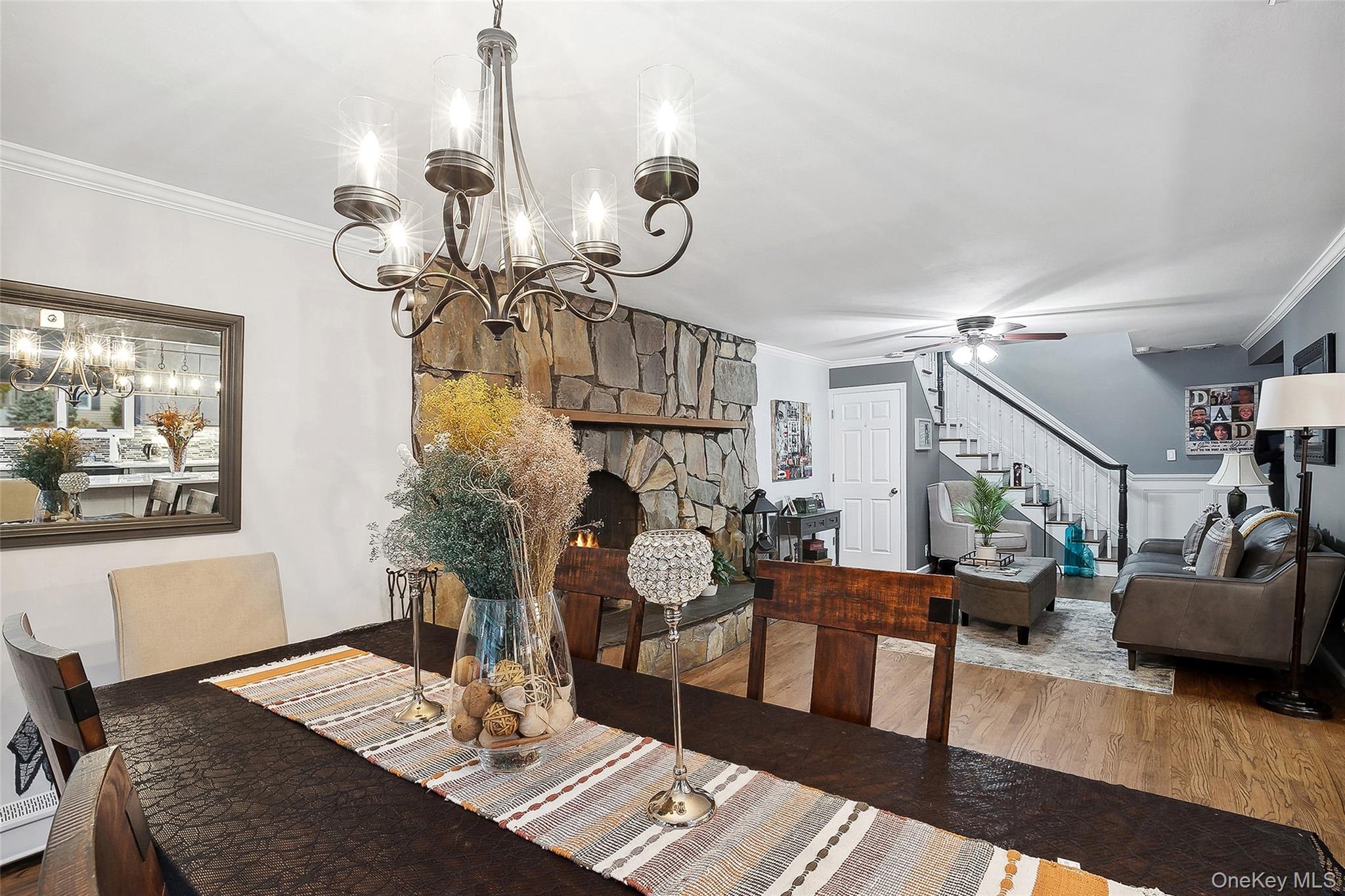 241 N Hamilton Avenue, Lindenhurst, NY 11757