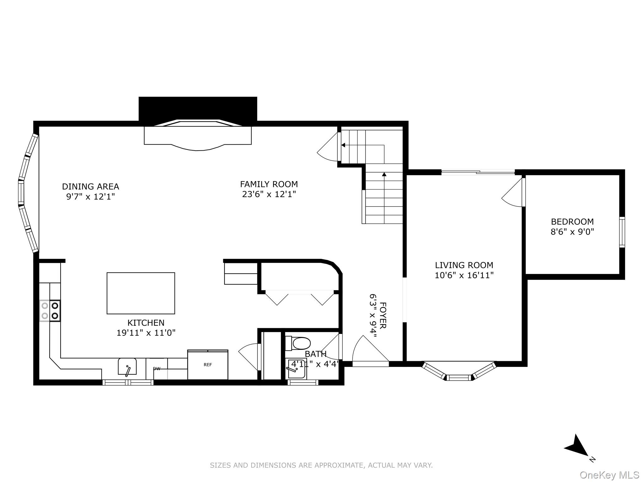 241 N Hamilton Avenue, Lindenhurst, NY 11757