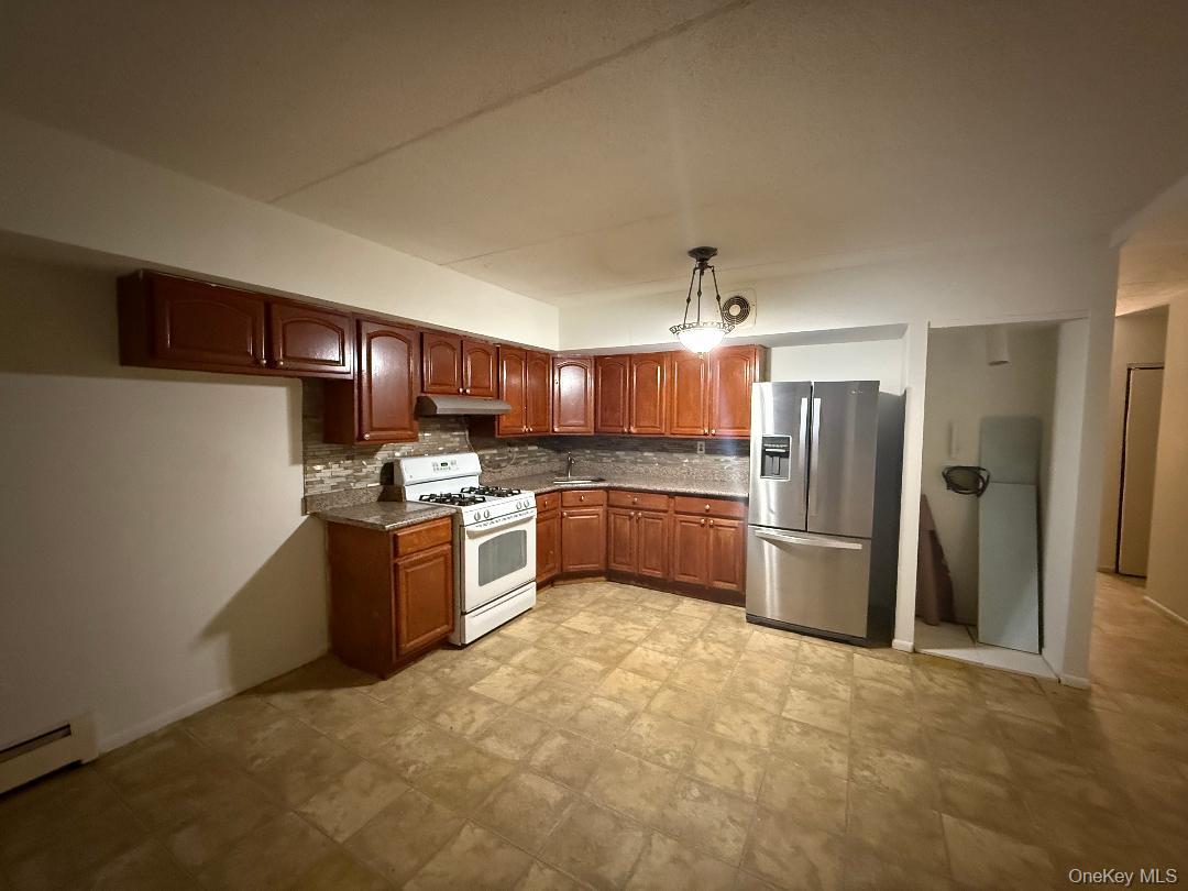 827 Longfellow Avenue, Bronx, NY 10474