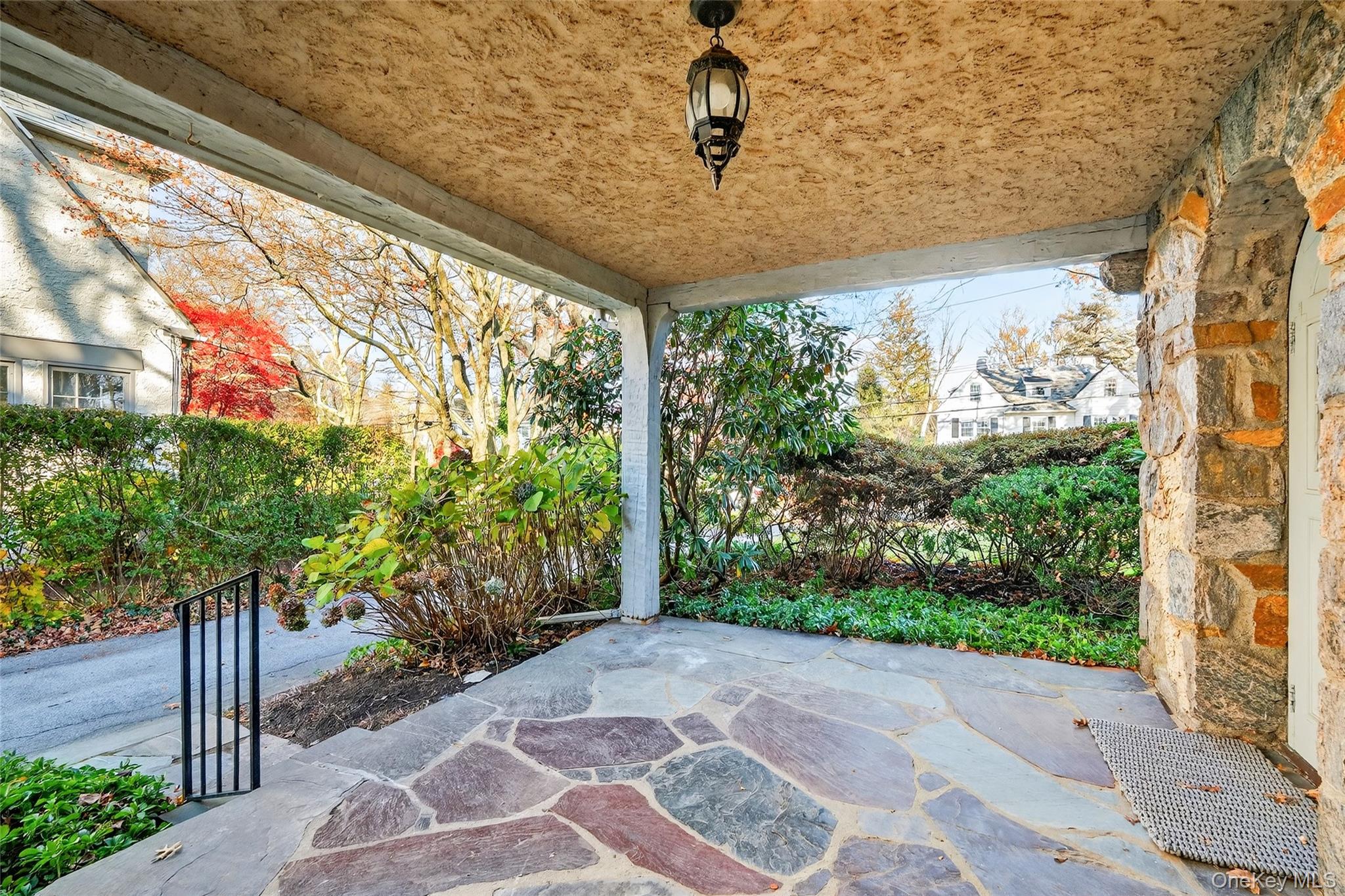 5 Seymour Place, White Plains, NY 10605