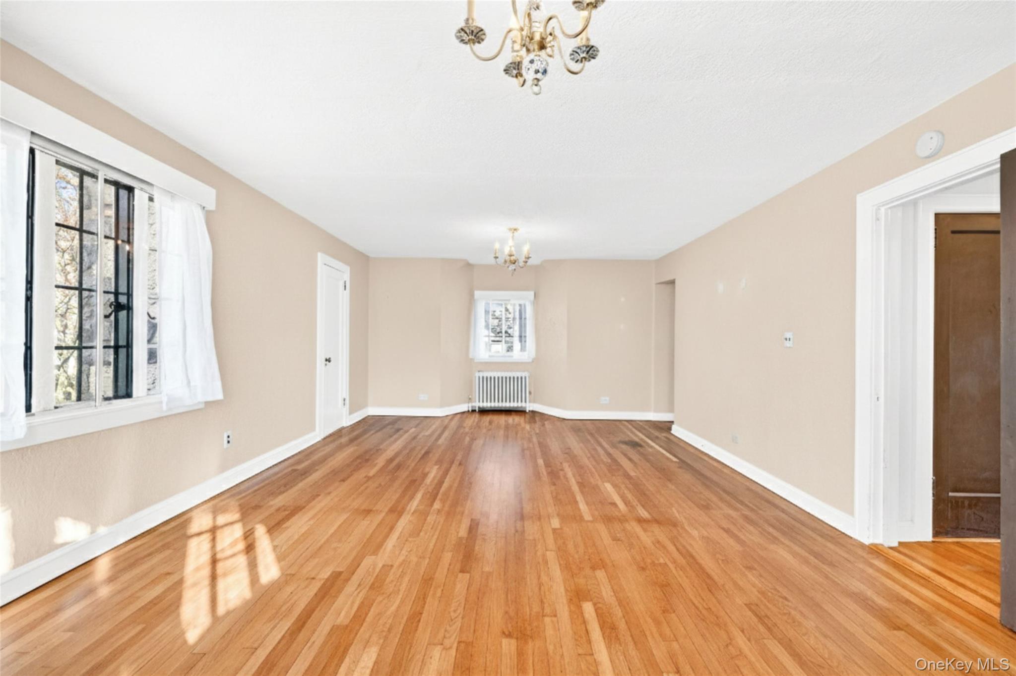 5 Seymour Place, White Plains, NY 10605