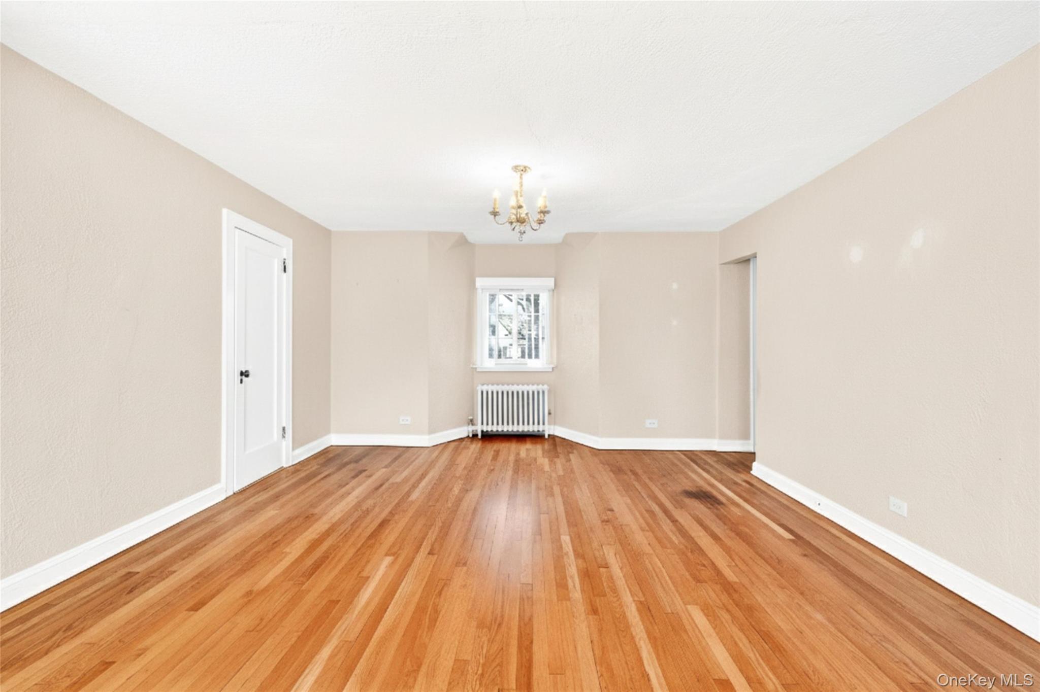 5 Seymour Place, White Plains, NY 10605