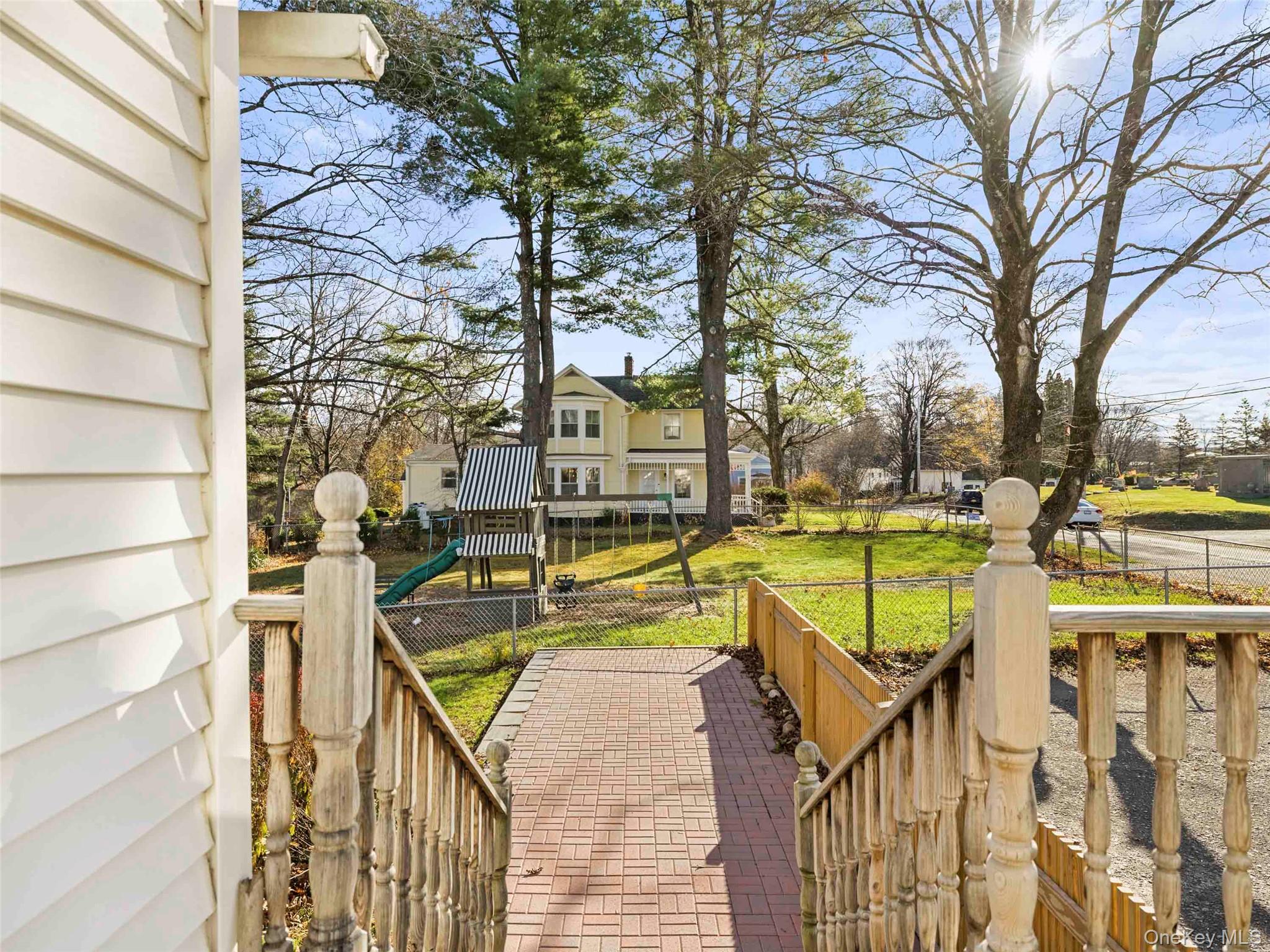 7432 S Broadway, Red Hook, NY 12571