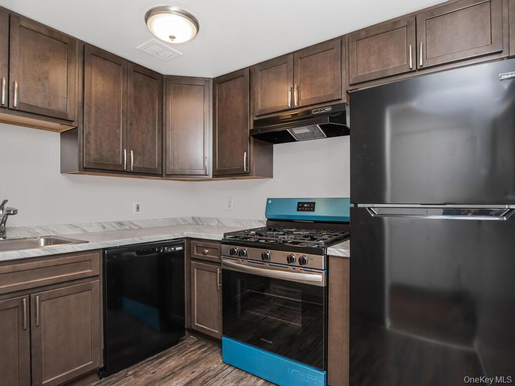 23 Water Grant Street # 7L, Yonkers, NY 10701