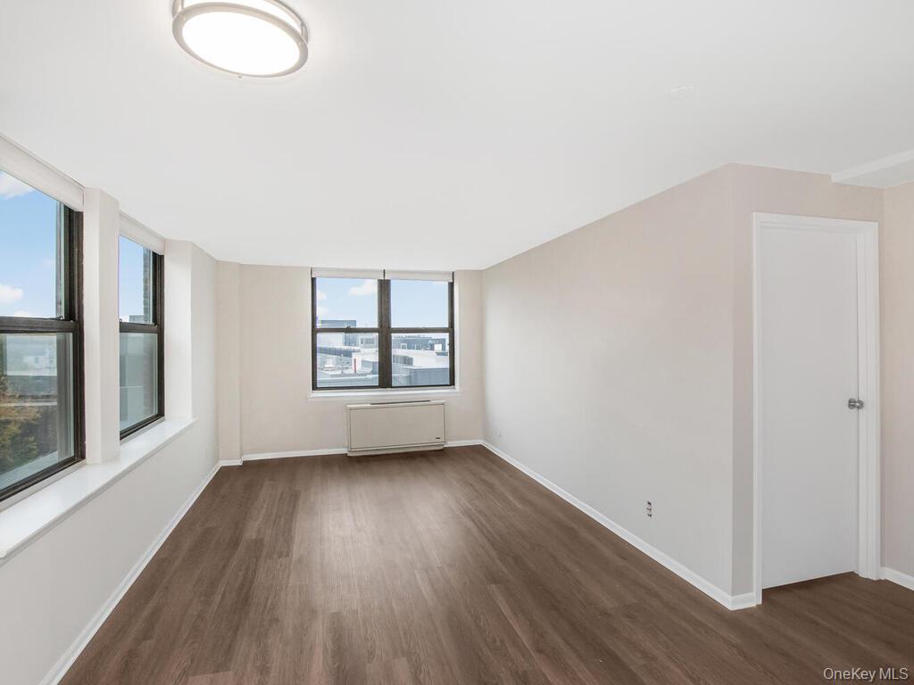 23 Water Grant Street # 7L, Yonkers, NY 10701