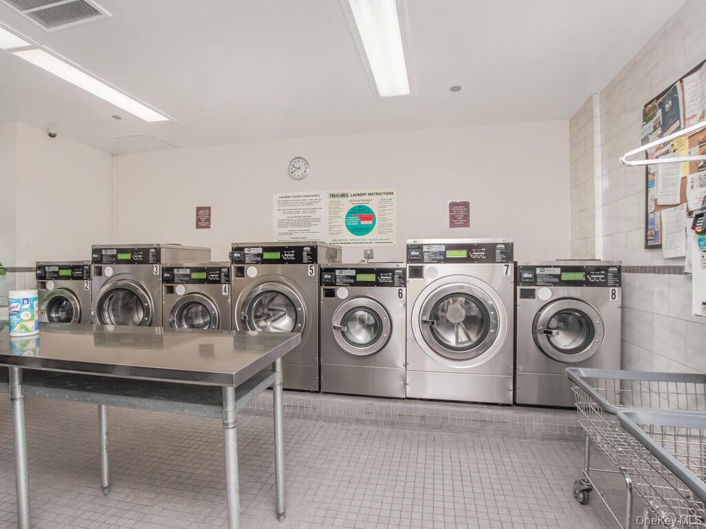 23 Water Grant Street # 7L, Yonkers, NY 10701