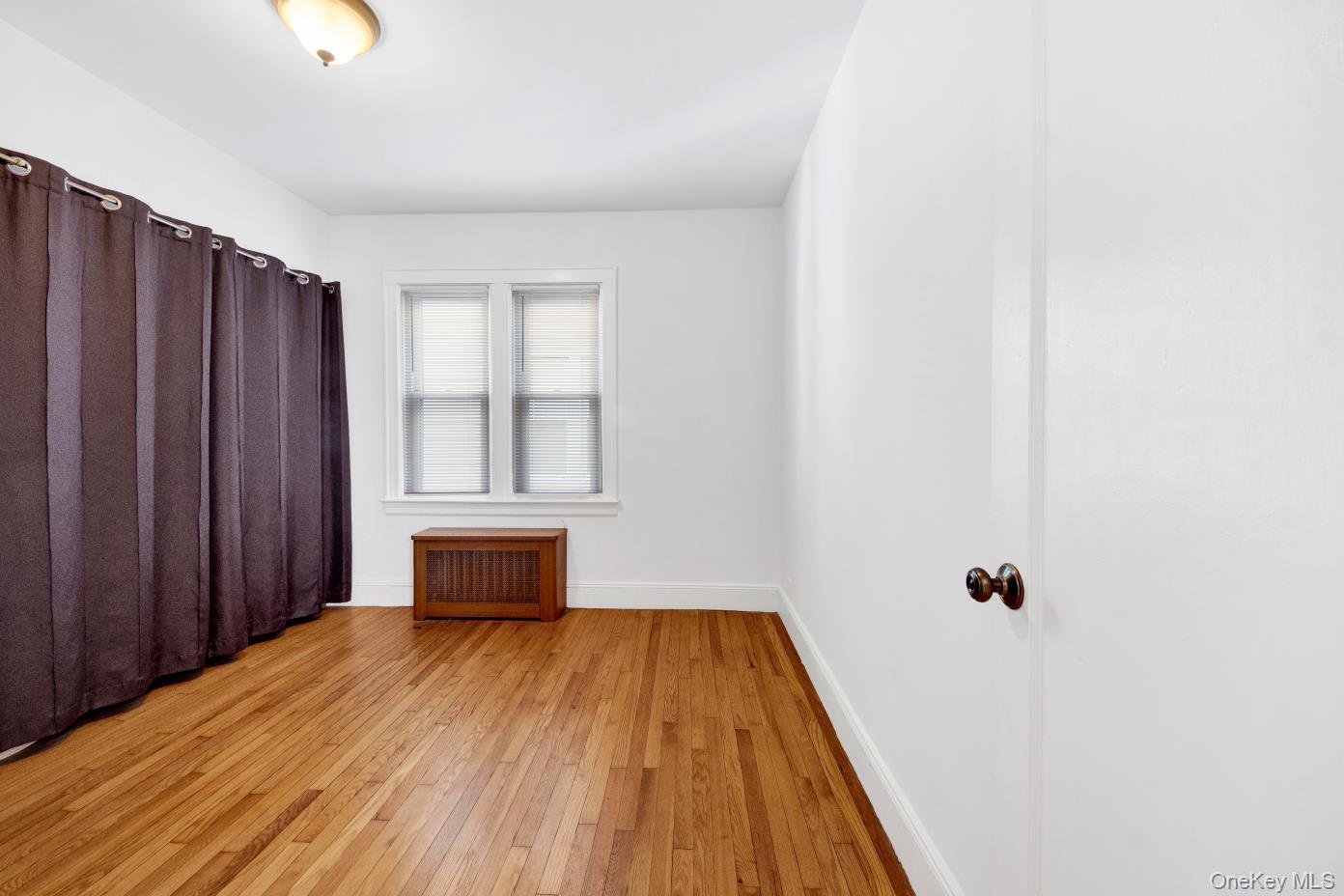 34 King Avenue, Yonkers, NY 10704