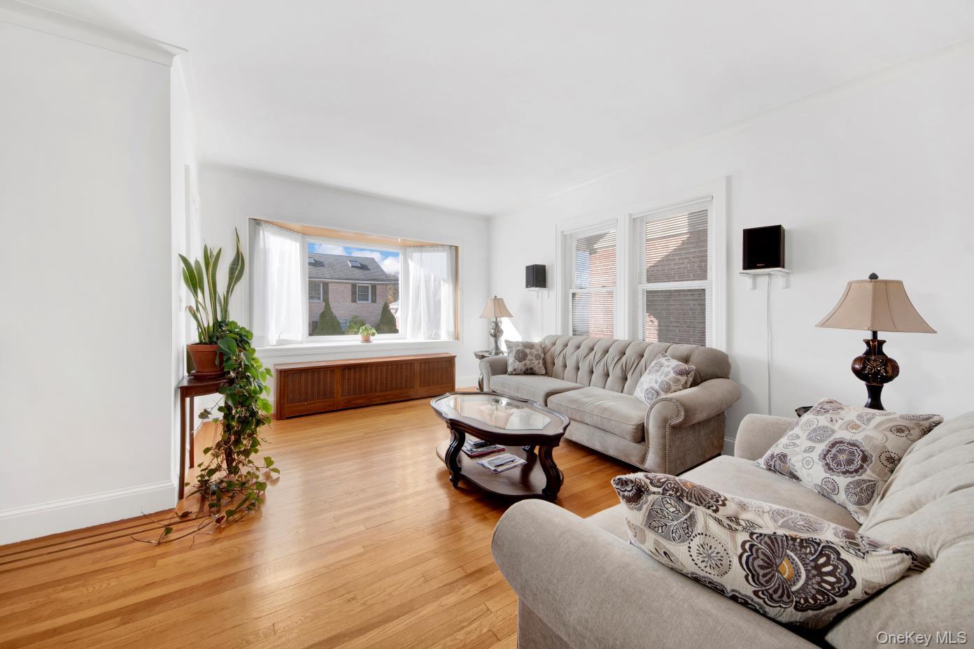 34 King Avenue, Yonkers, NY 10704