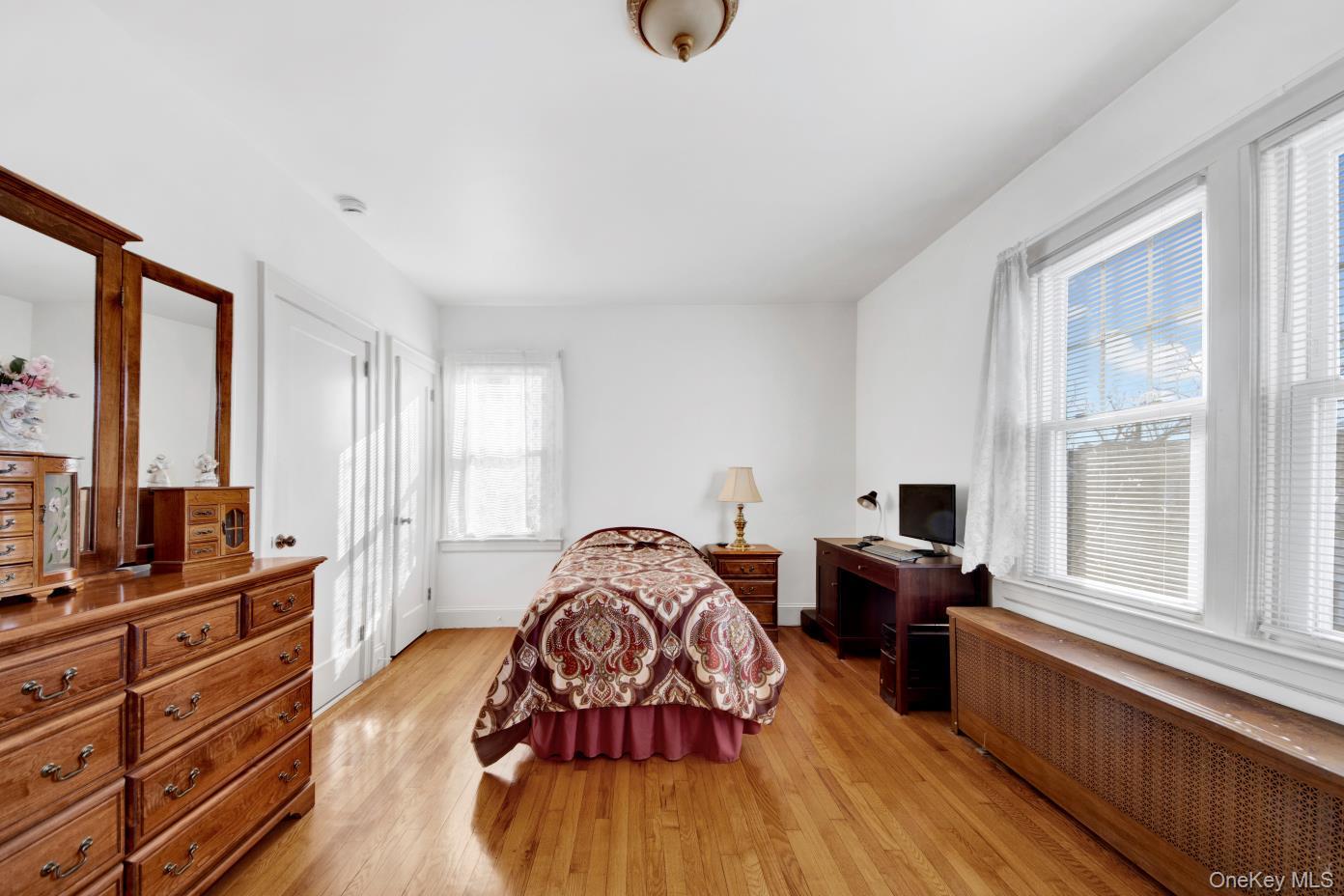 34 King Avenue, Yonkers, NY 10704