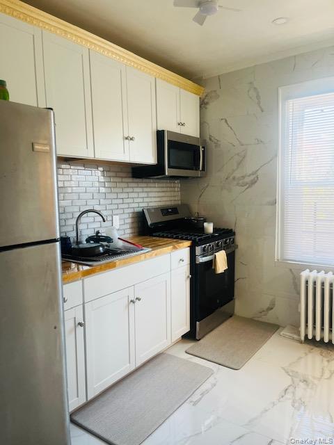 107-35 E Van Wyck Expressway, Jamaica, NY 11435