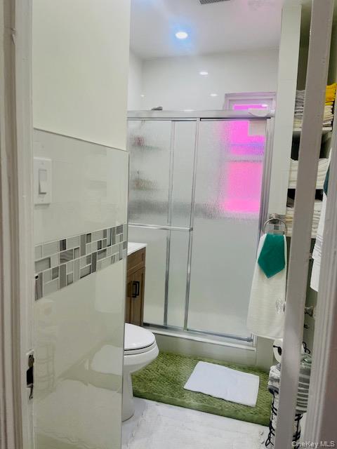 107-35 E Van Wyck Expressway, Jamaica, NY 11435