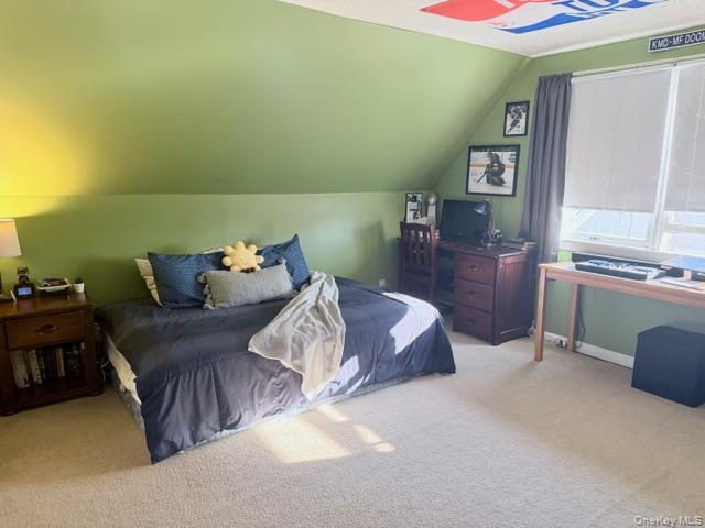 286 Pacific Street, Massapequa Park, NY 11762