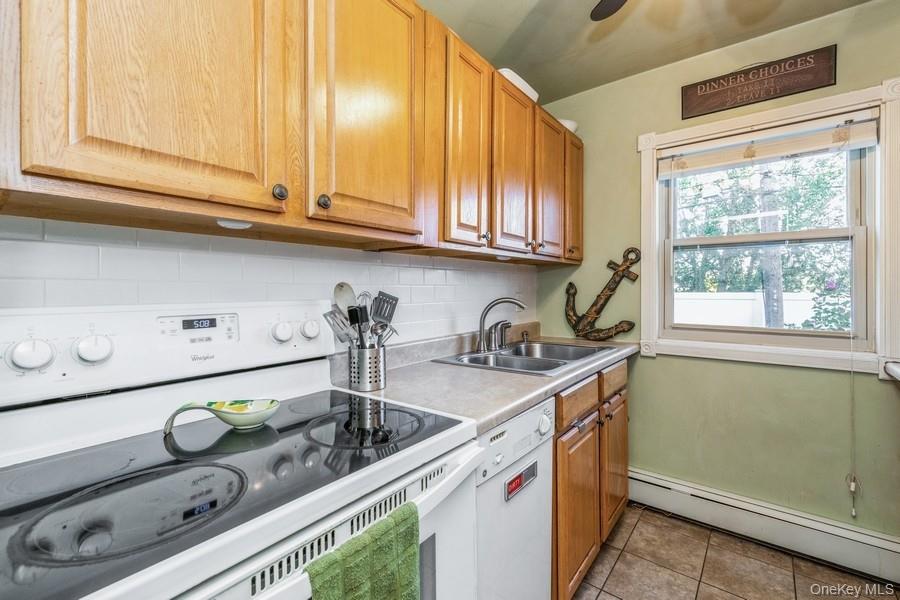 4 Rose Street # 7, C-1, Oceanside, NY 11572