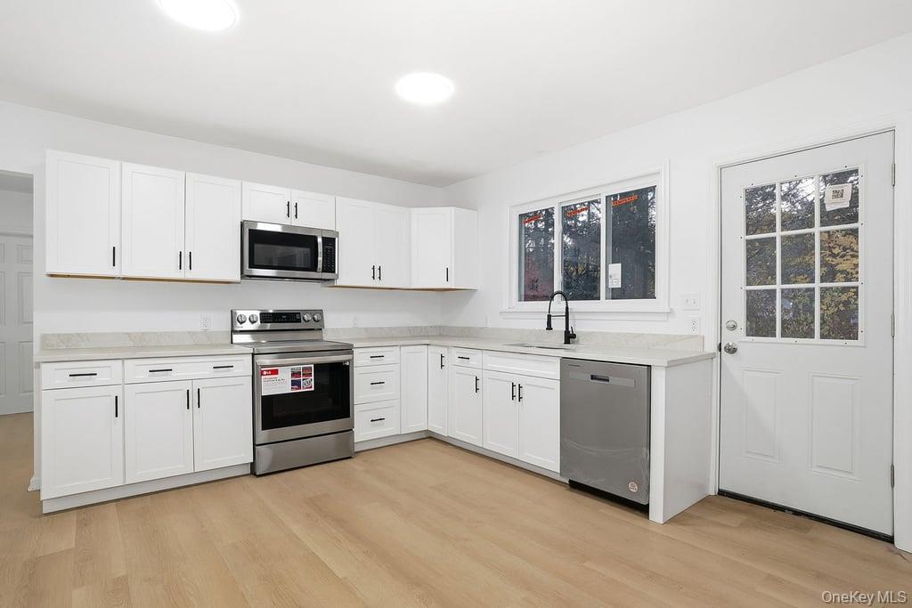 3 Lake Drive, Ellenville, NY 12428