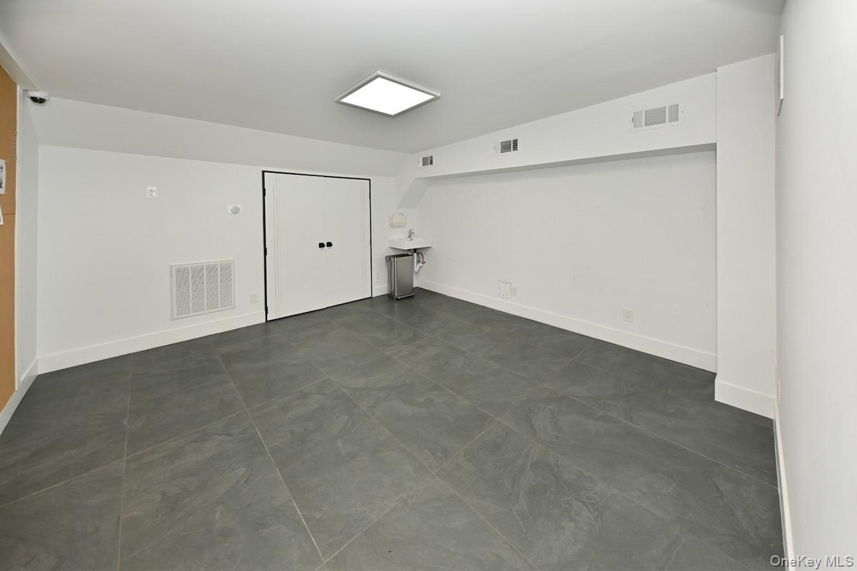 1 S Liberty Drive, Stony Point, NY 10980