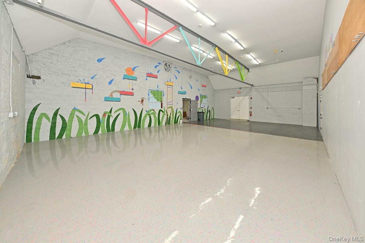 1 S Liberty Drive, Stony Point, NY 10980