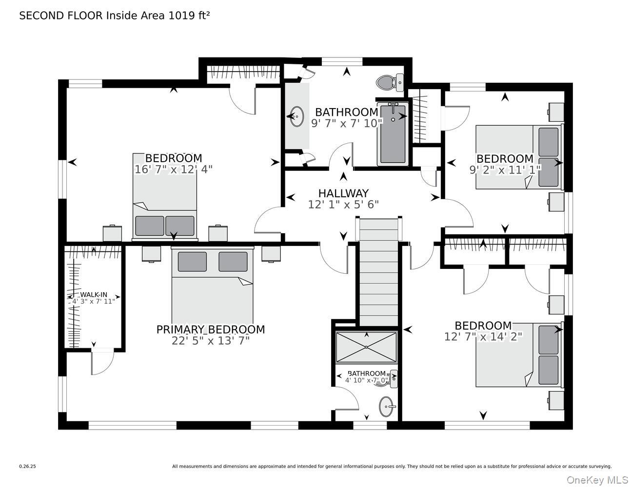 8 Blueberry Lane, Oyster Bay, NY 11771