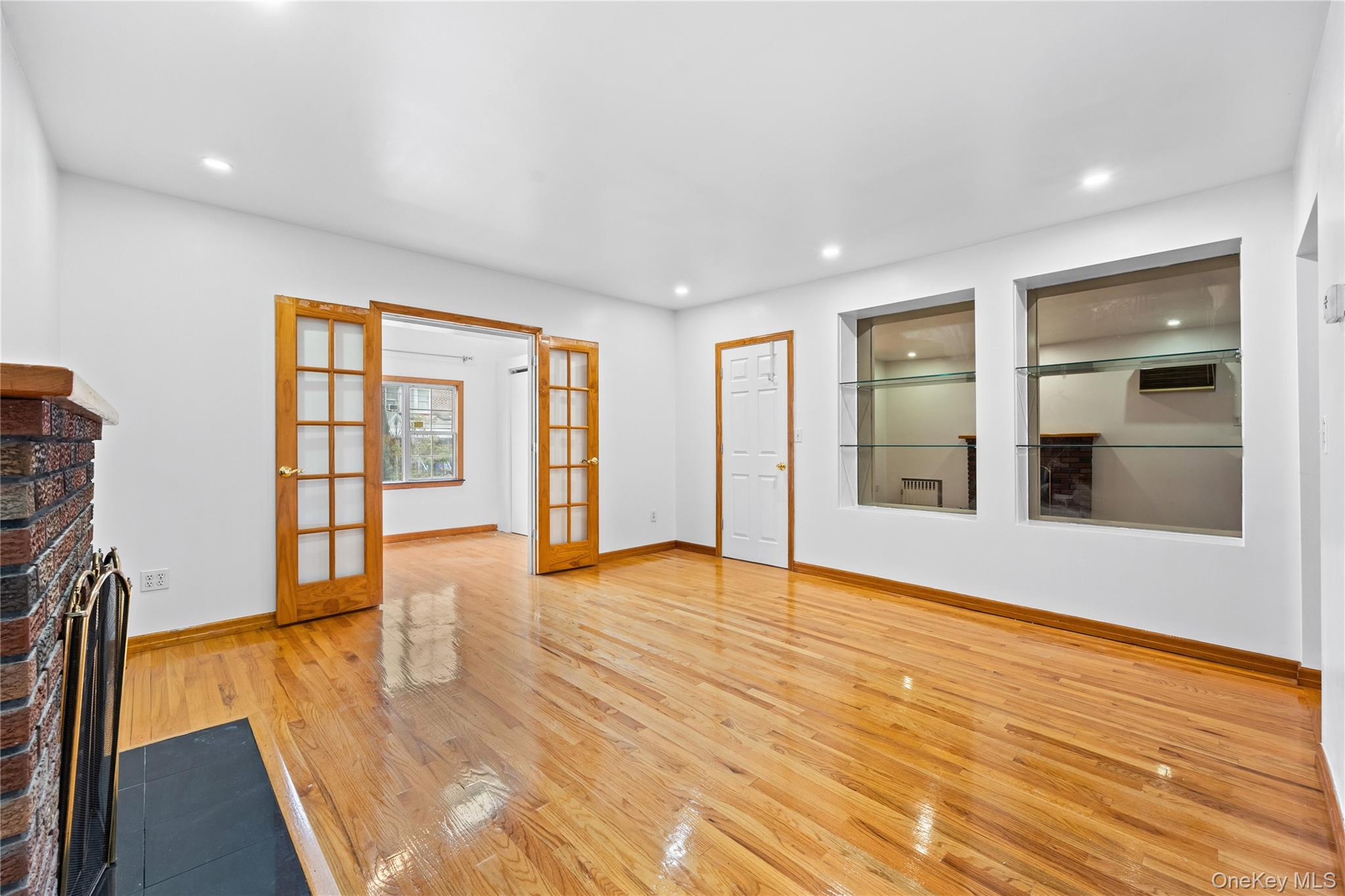 42-25 189th Street, Flushing, NY 11358