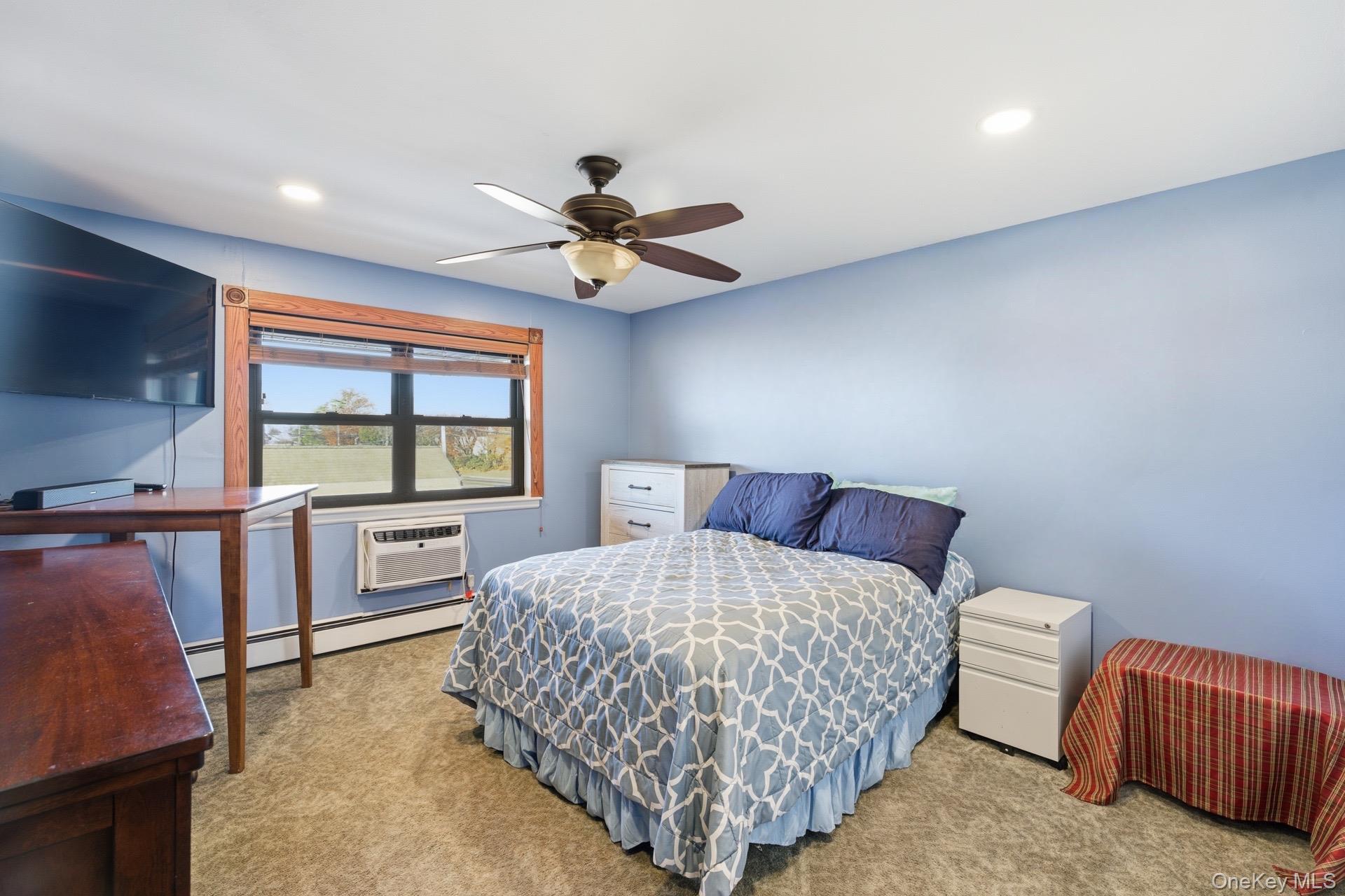 210 Fulton Street # 2C, Farmingdale, NY 11735